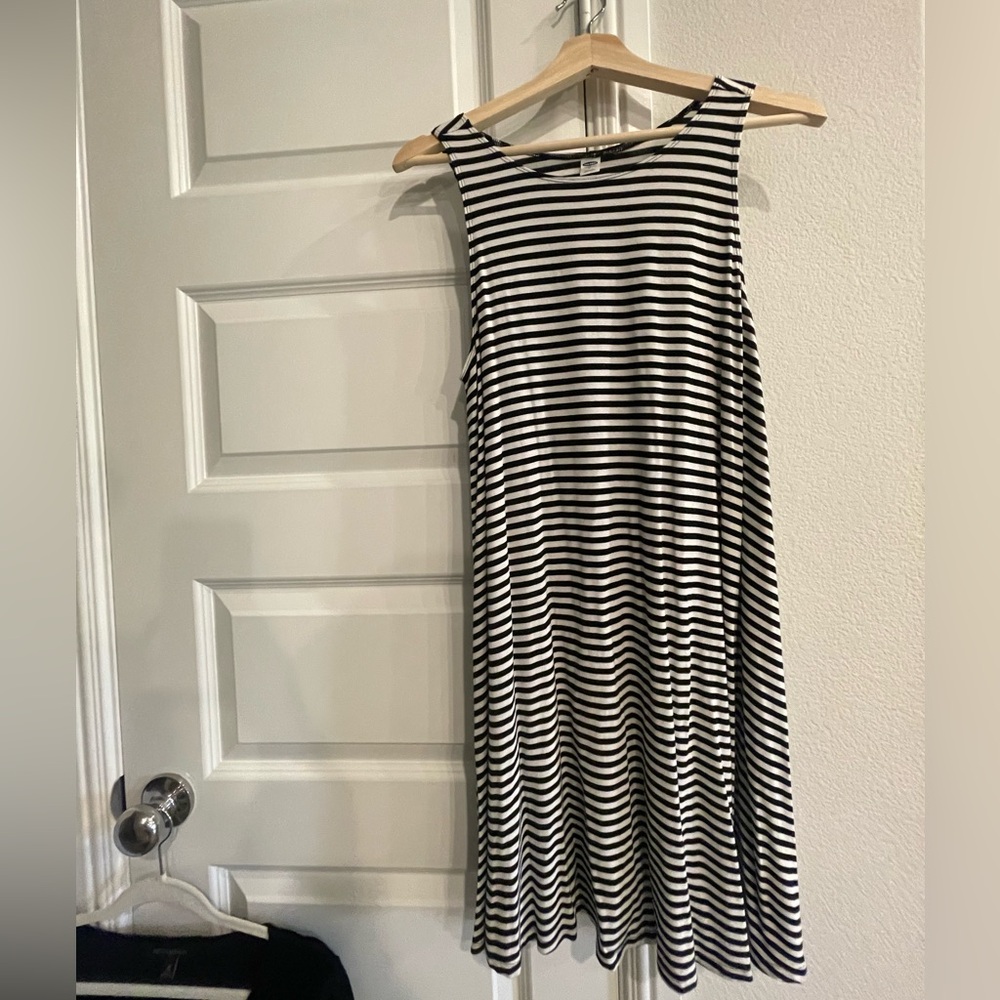 Old navy striped mid length dress